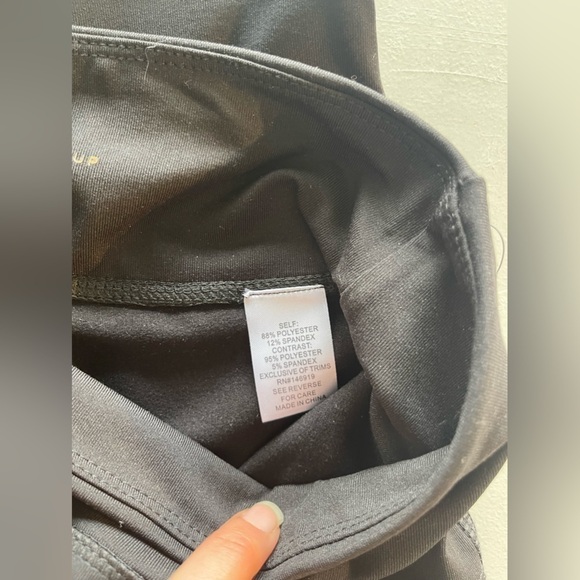 NWT Jessica Simpson The Warmer Workout Leggings Cutout - Picture 9 of 9